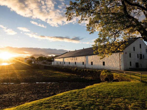 Hero Image Talisker Distillery 5514921 Talisker 0052